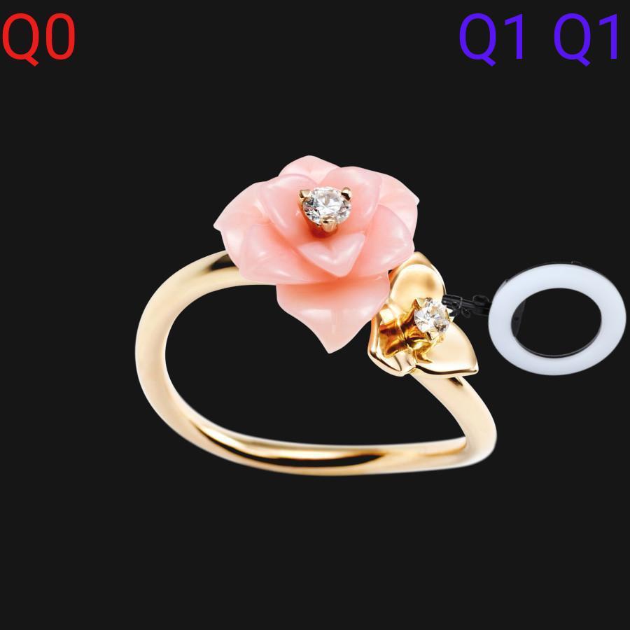 18k Pedal Ring