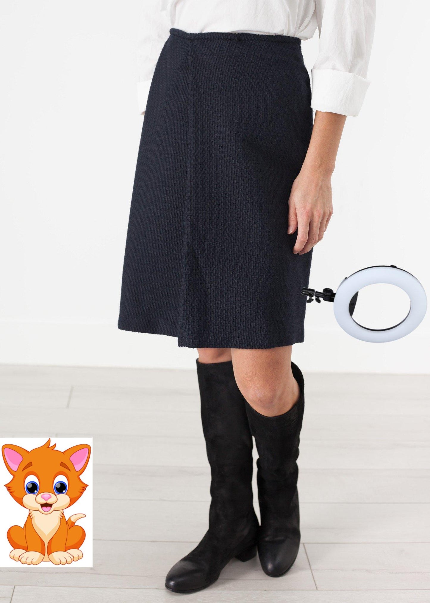 Pleated Wool Skirt in Navy