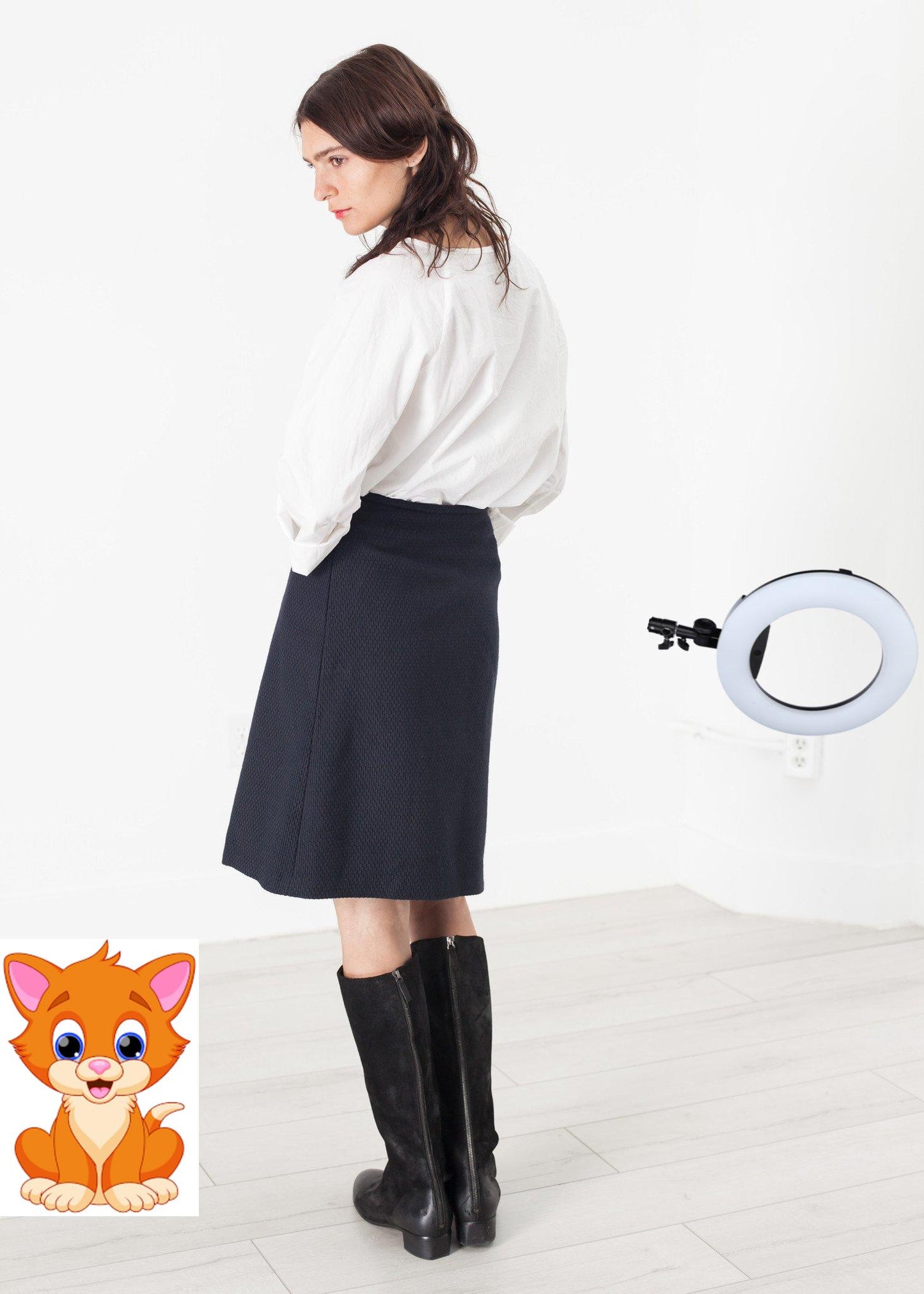 Pleated Wool Skirt in Navy