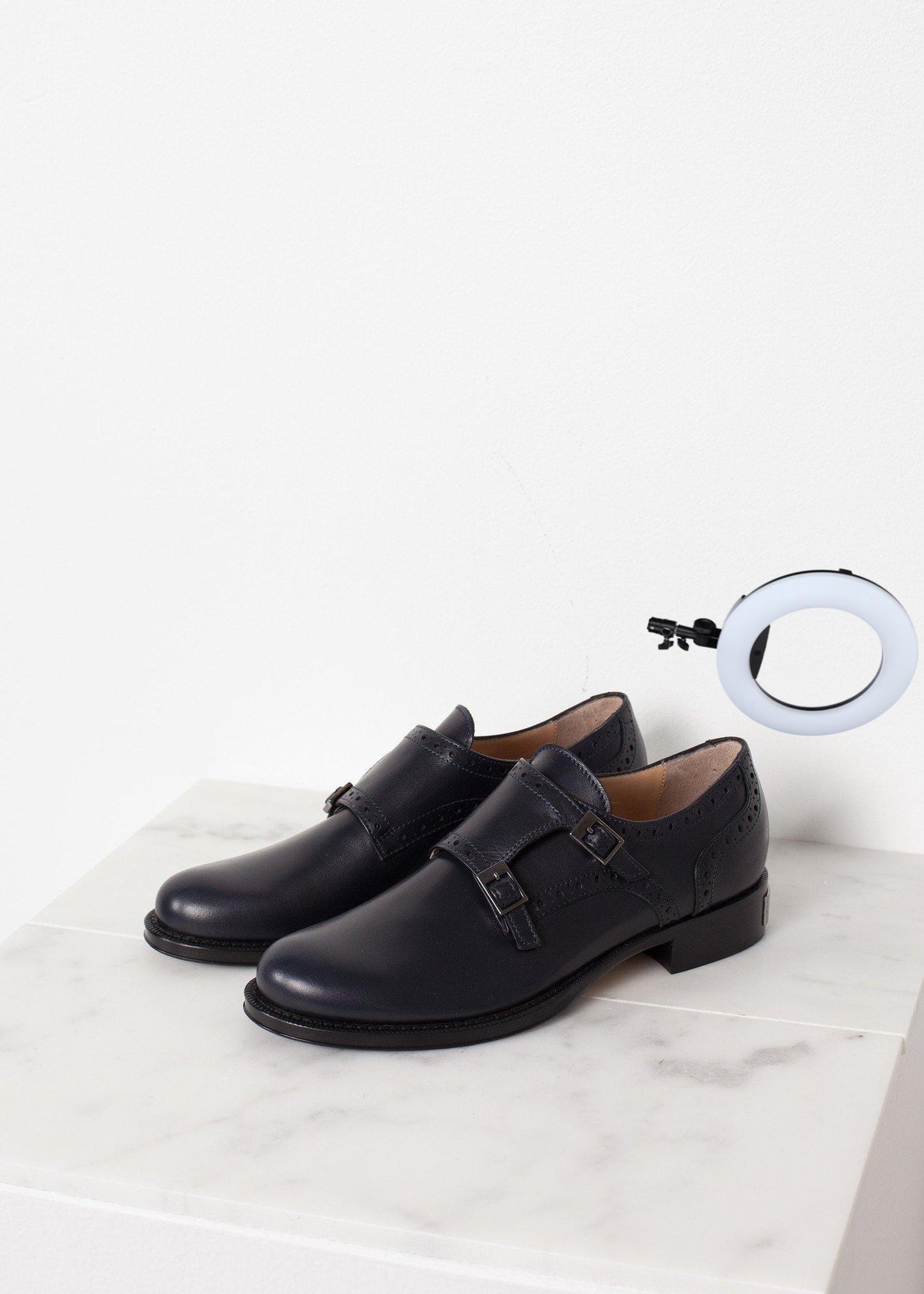 Buckle Shoe in Navy