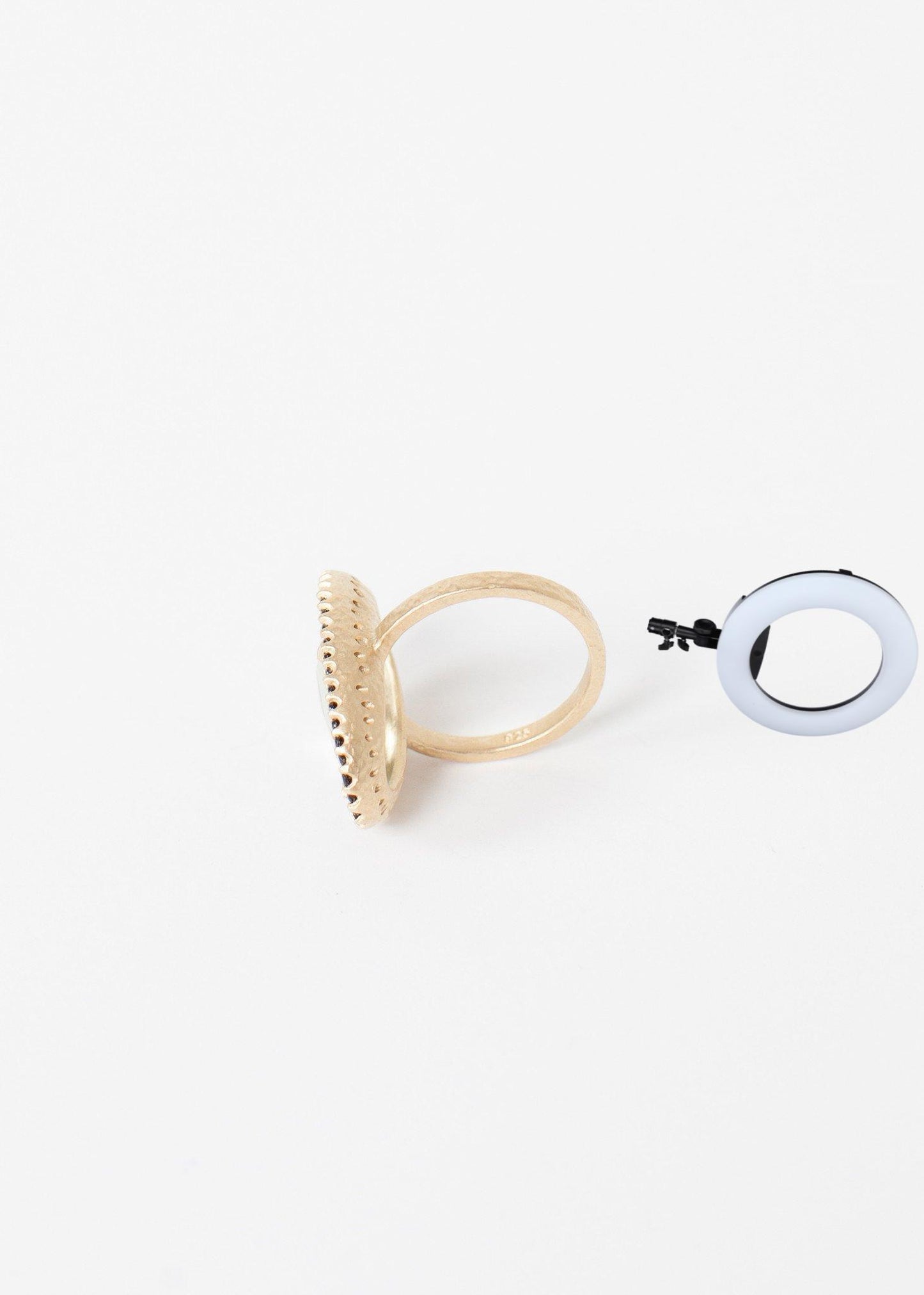 Ally Ring