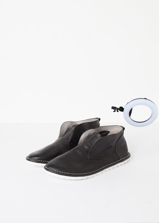 Laceless Sneaker