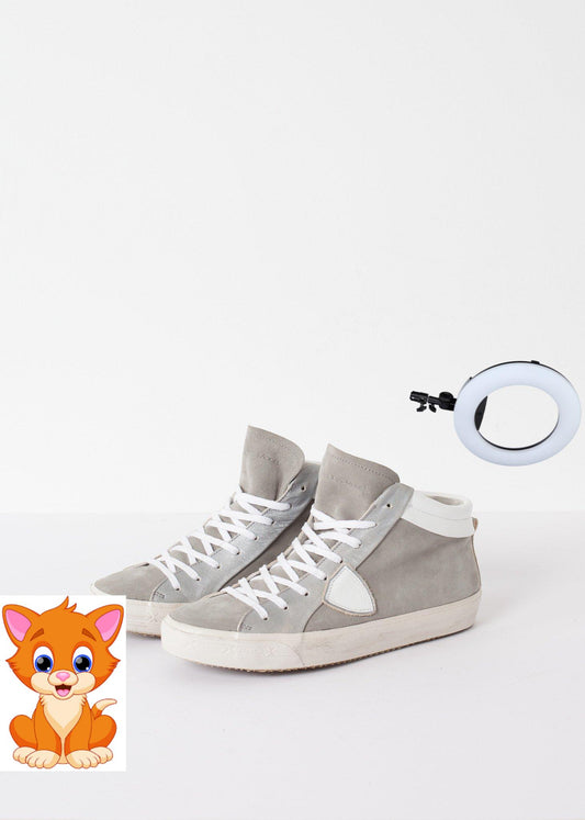 High Top Sneaker