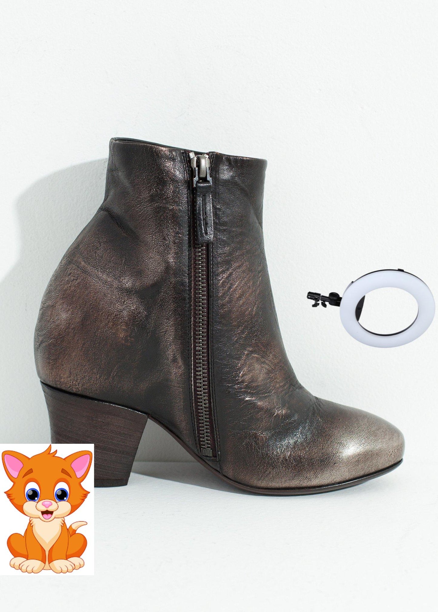 Scavata Ankle Boot in Bronze