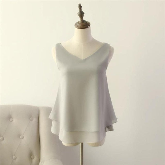 2020 Fashion Brand Women blouse Summer New sleeveless Chiffon shirt Solid V-neck Casual blouse Plus Size 5XL Loose Female Top