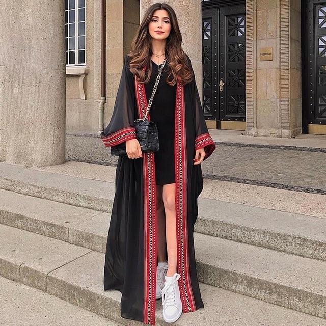2020 Sexy See Through Embroidered Long Kimono Cardigan White Chiffon Tunic Plus Size Beachwear Women Tops and Blouses Q1038