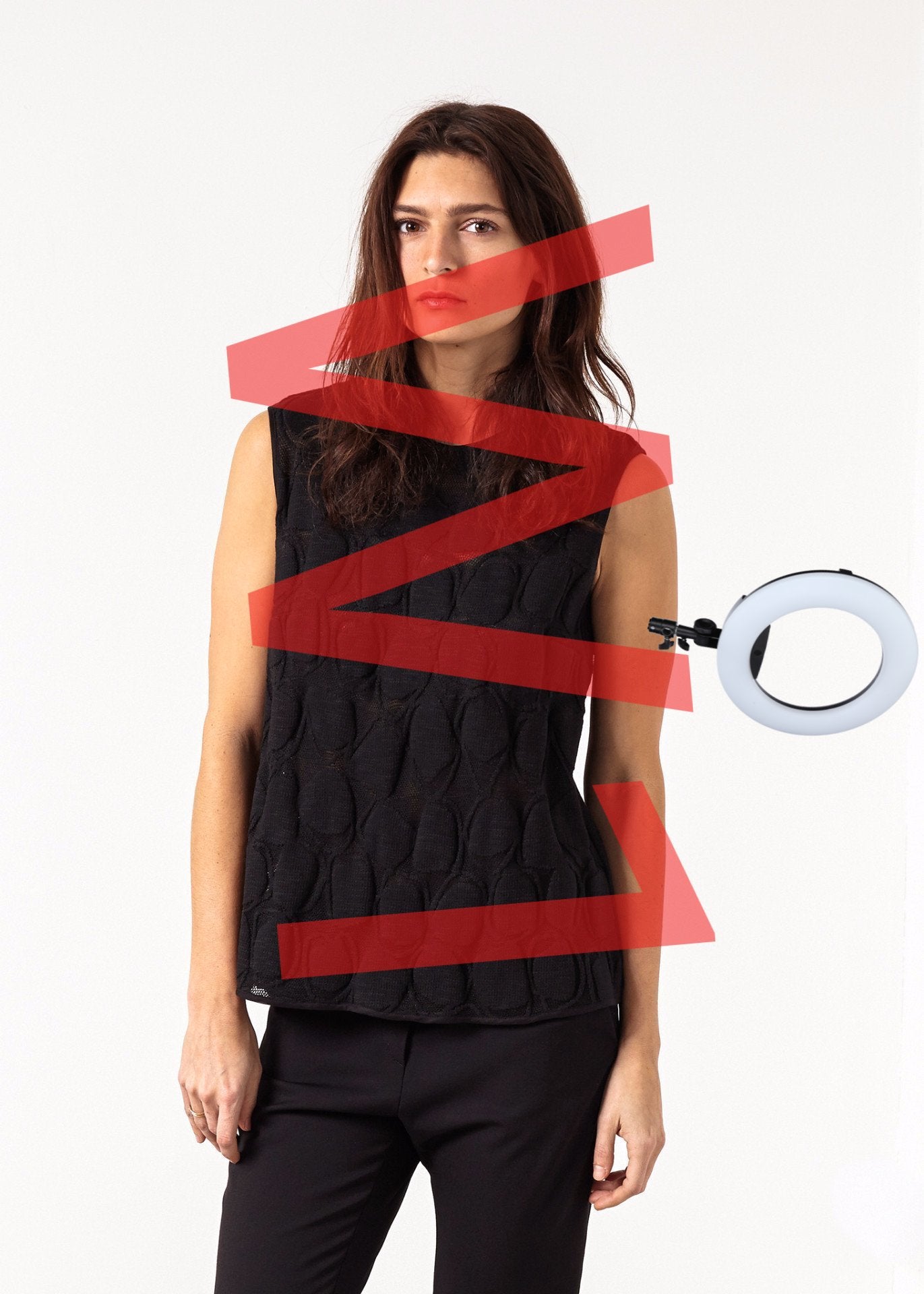 Zip Back Circle Blouse in Black