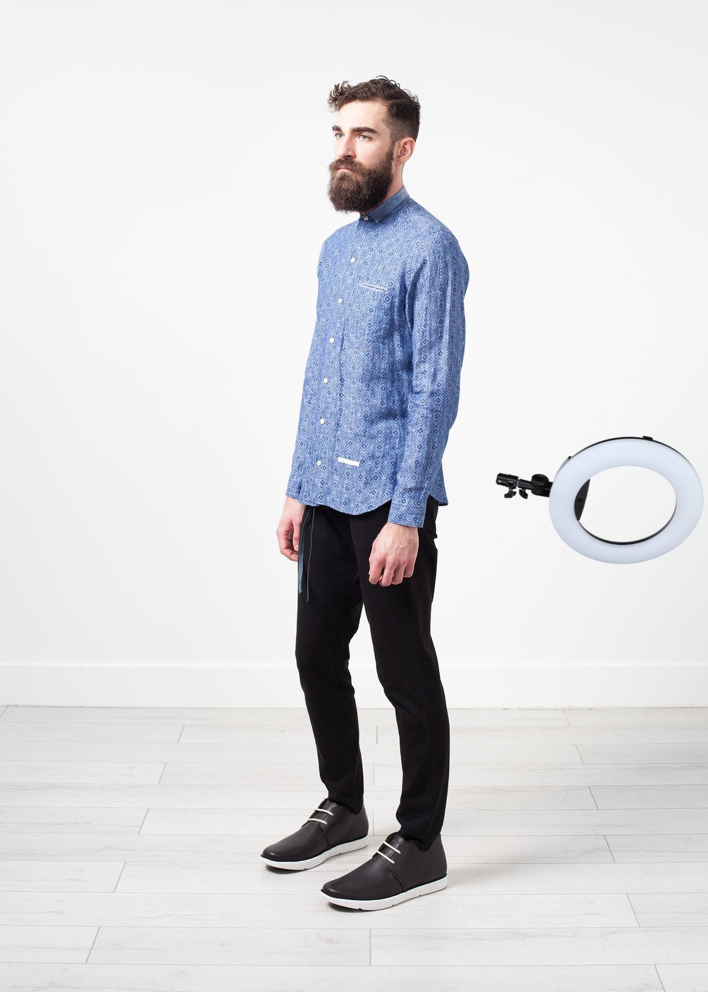 Linen Button Up in Blue Diamond