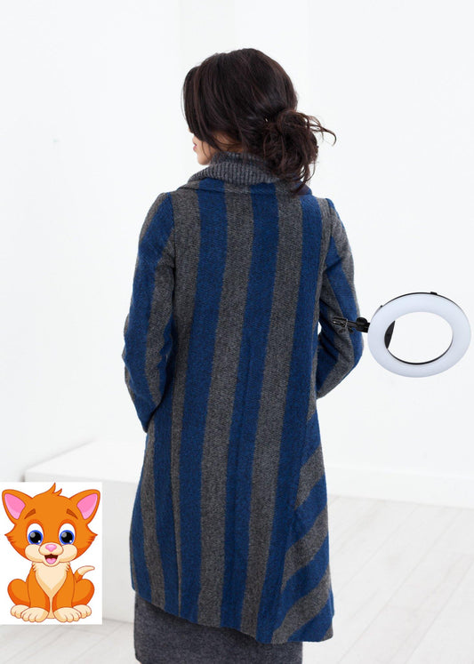 Petale Coat in Silver/Blue