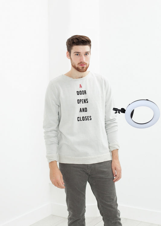 Vintage Sweatshirt in Light Grey