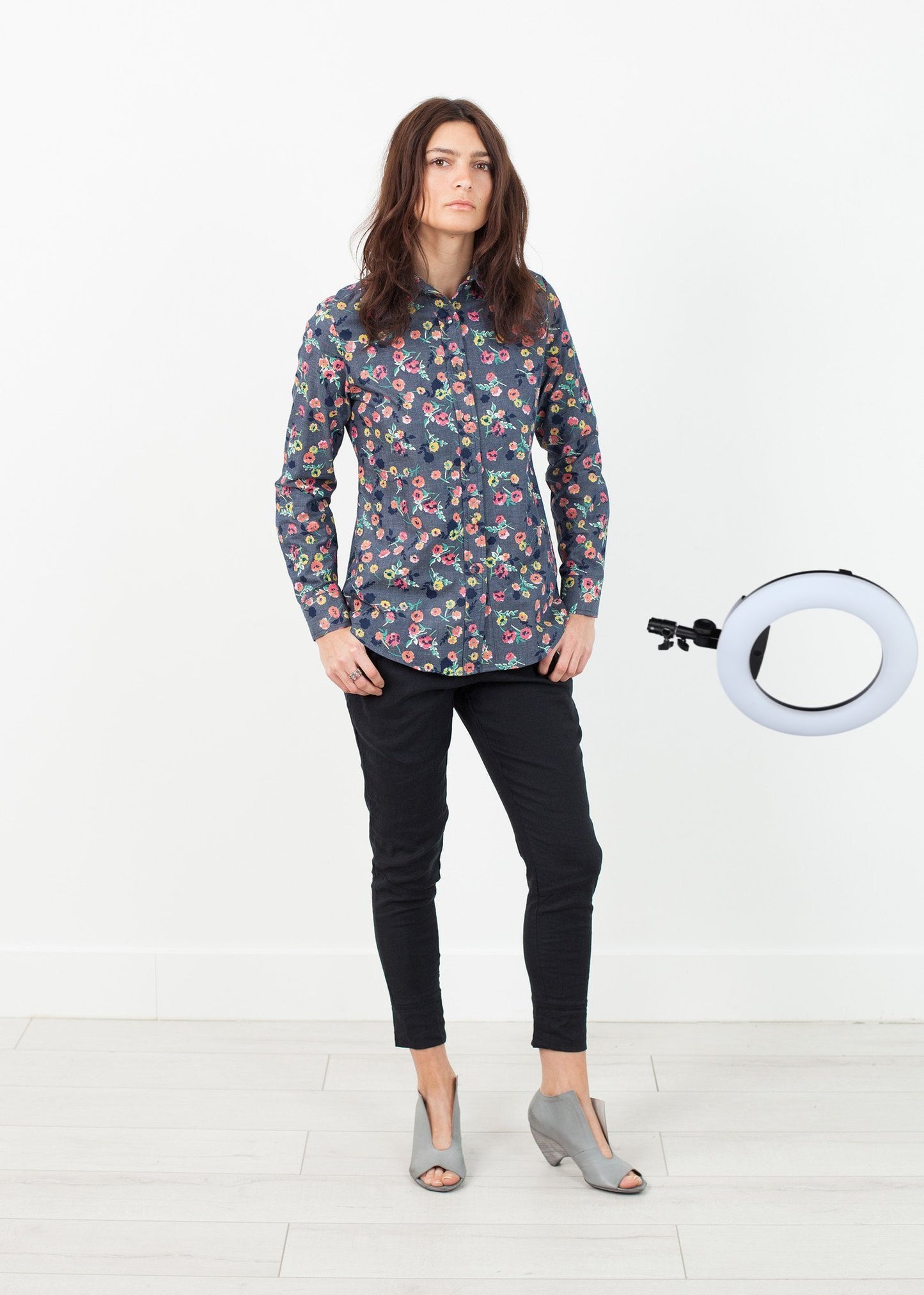 Long Sleeve Blouse in Black/Floral