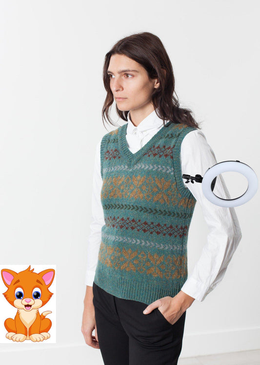 Fair Isle Vest in Army
