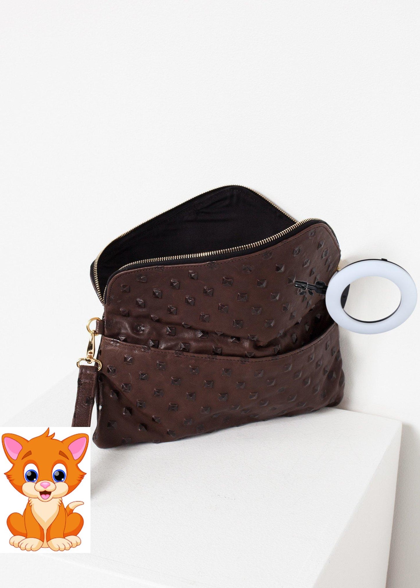 Roxanne Leather Clutch in Brown