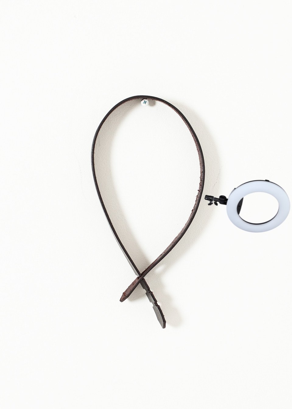 Buckle-less Belt in Black