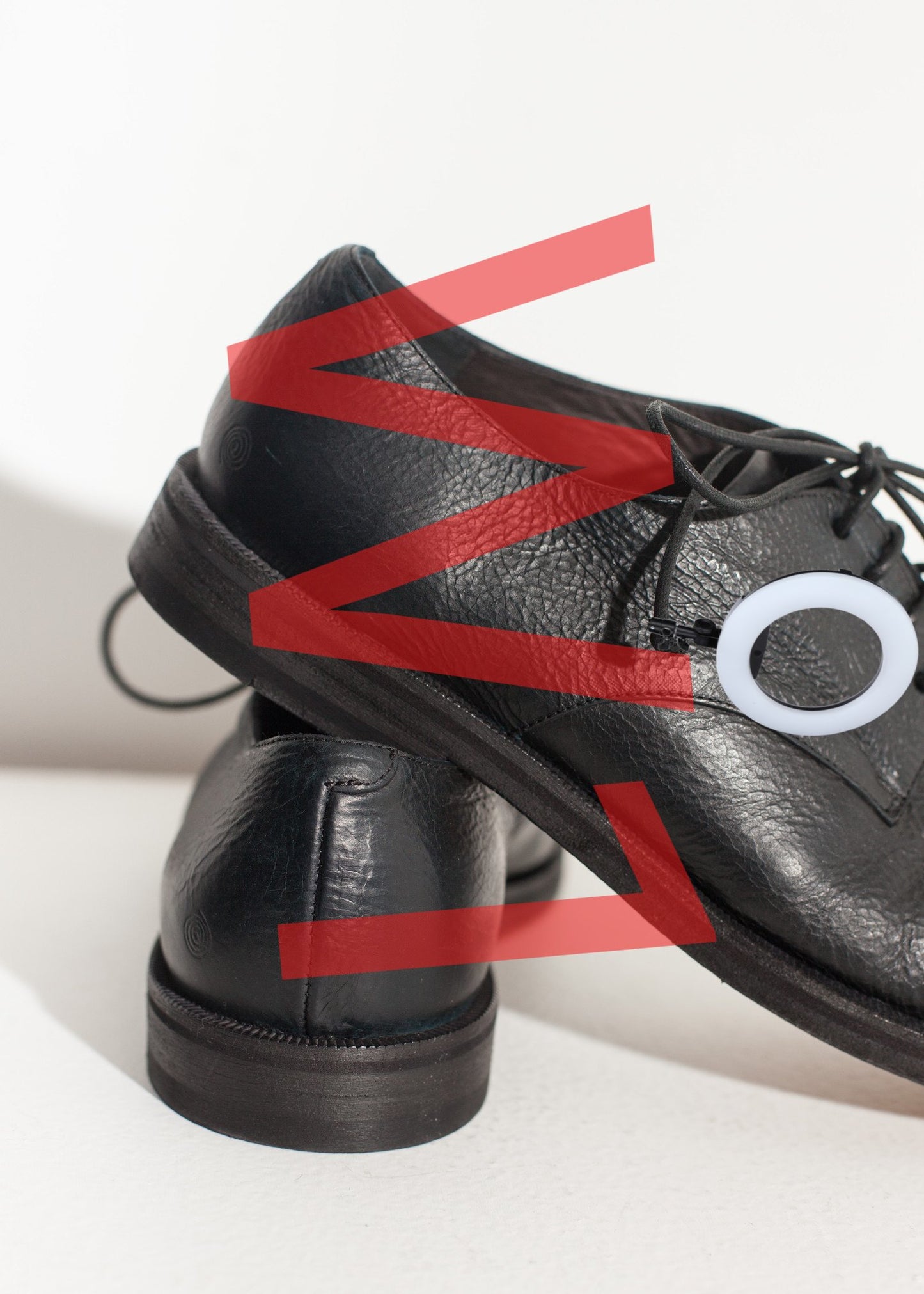 Stiro Oxford in Black