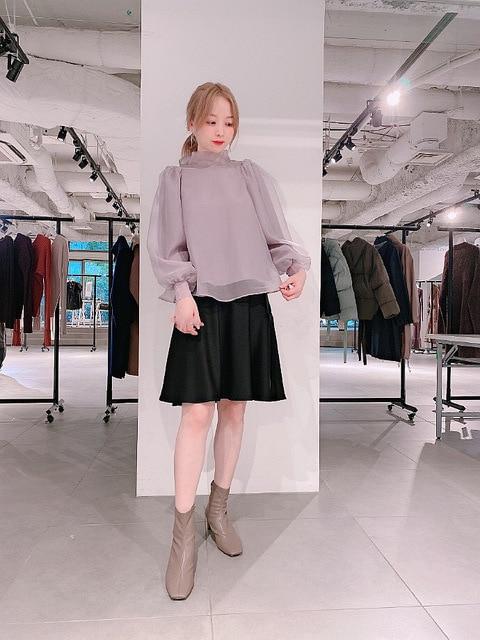 2020 autumn and winter Japanese new wild sweet round neck lantern sleeve tulle bow tie shirt top women