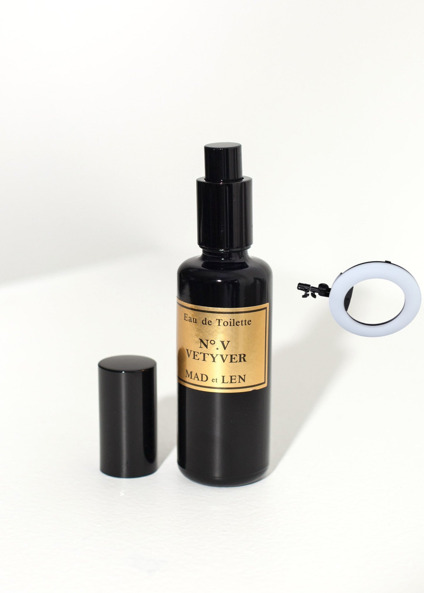 No. V Perfume in Vetyver