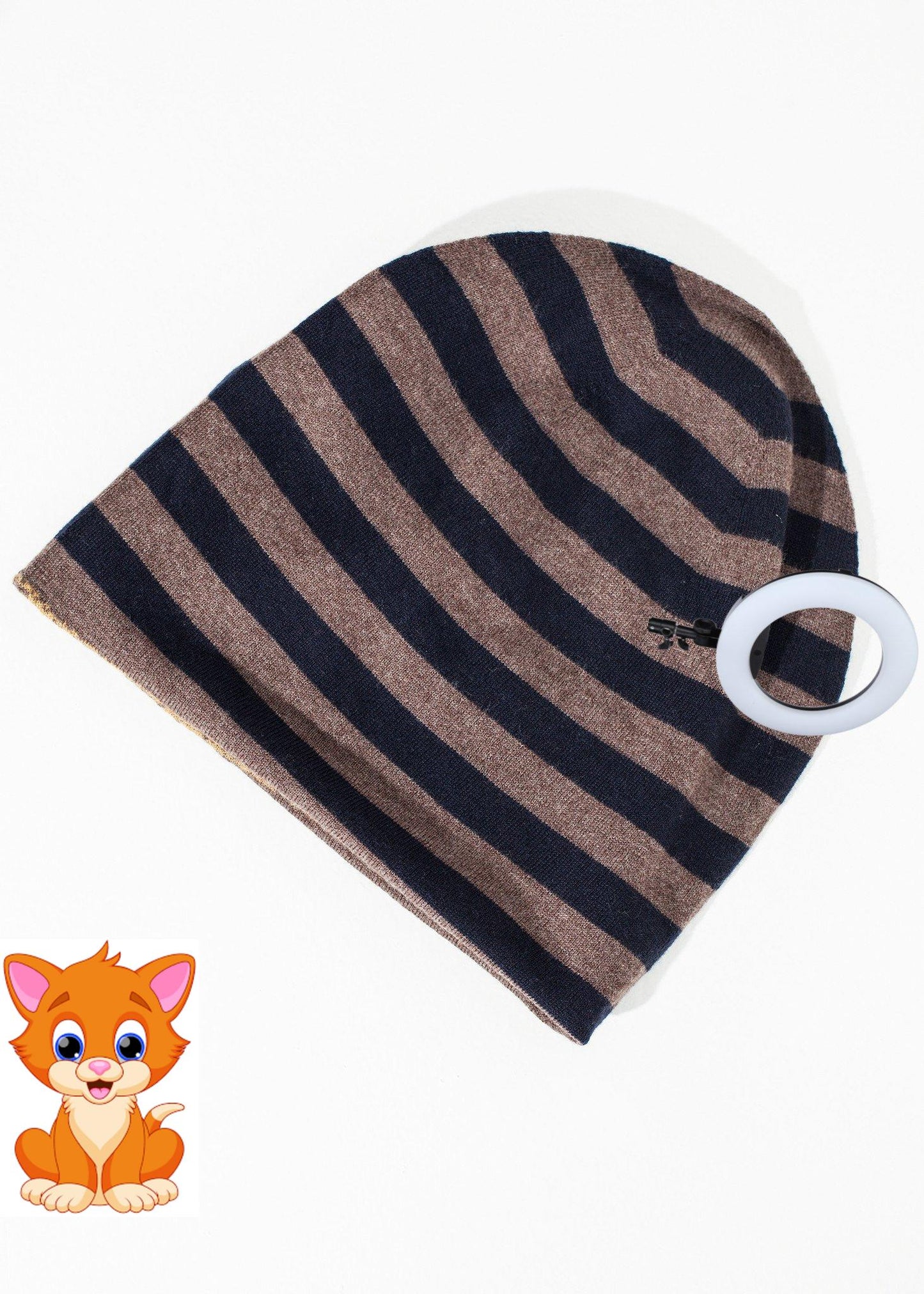 Reversible Beanie in Amber